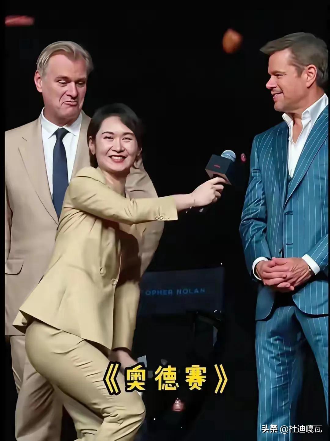 连老胡都看不下去了！
这个“陈璇蹲”确实有问题？
美国剧组来北京宣传新片，主持人