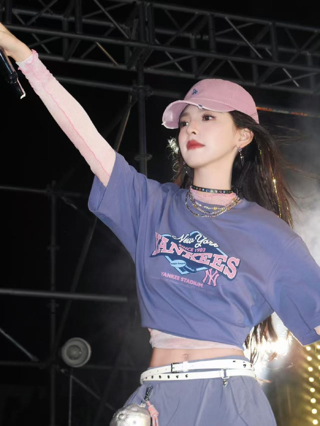 章若楠女团门面章若楠星星碎钻妆女团门面来的！ 