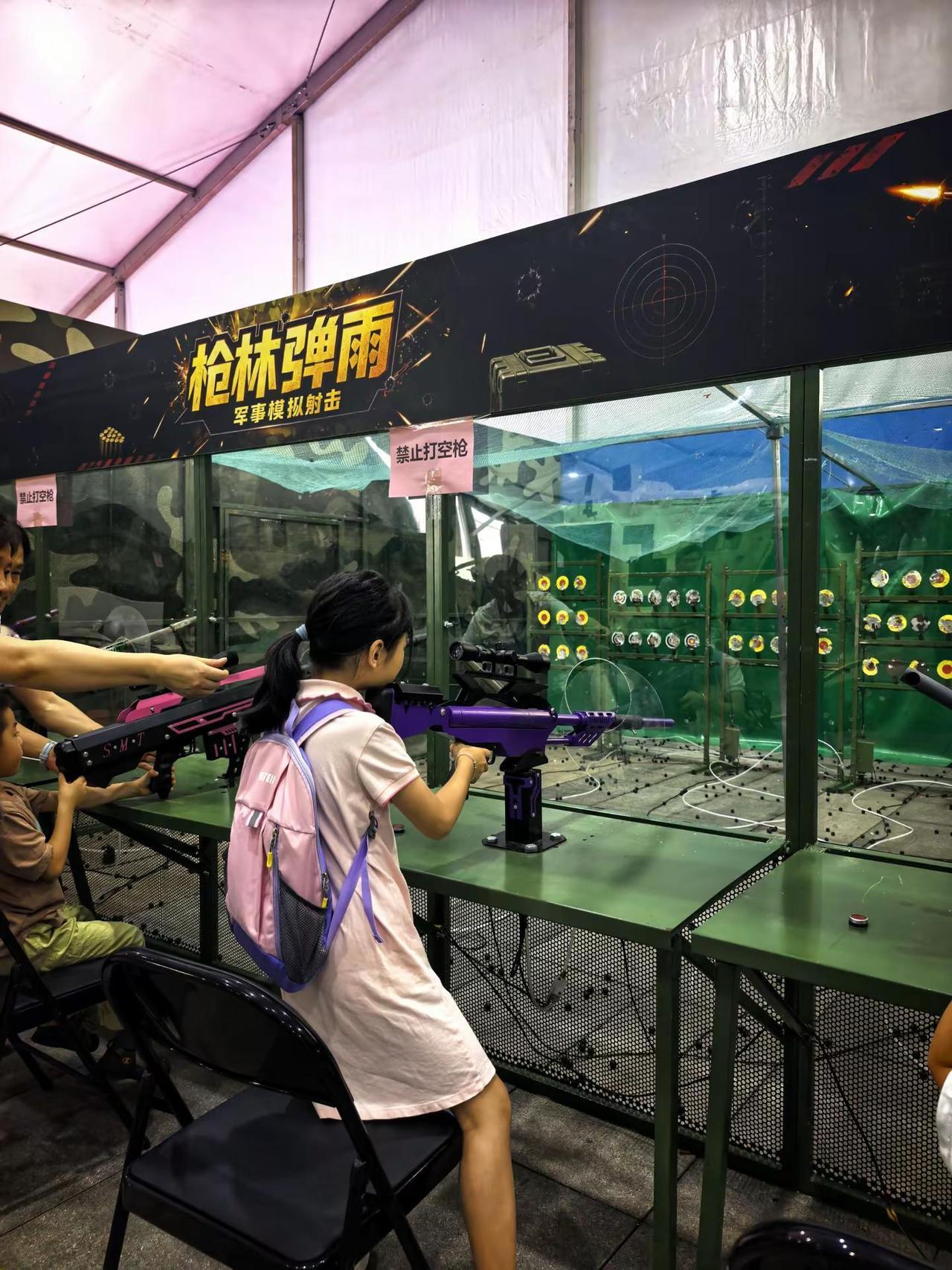 国防教育装备 军模 武器装备展
