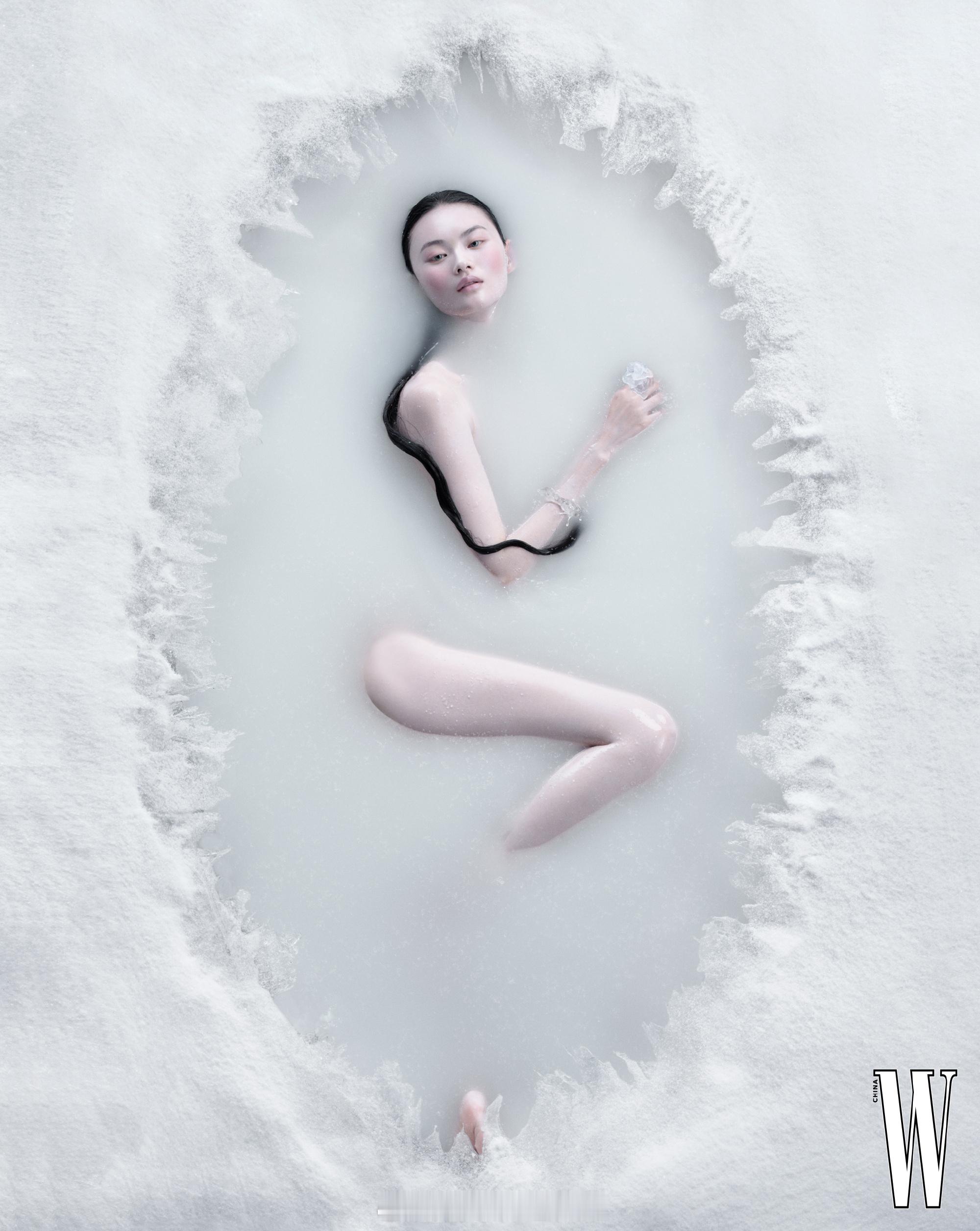 MOK_Magazine 贺聪 / 张家诚 / W Magazine China