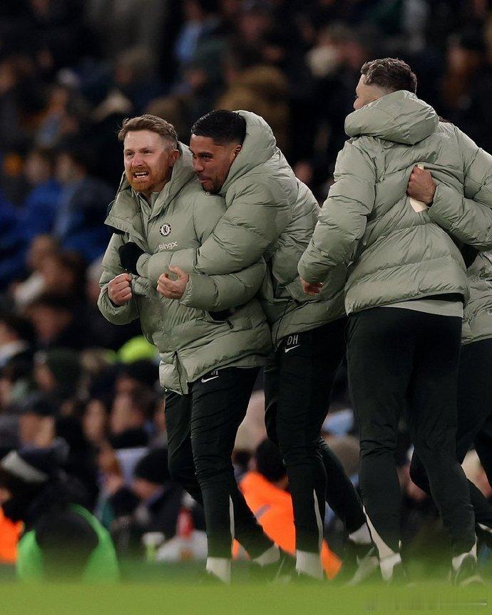 【今球讲】曼城1比1切尔西 恩佐绝平曼城          我感觉瓜迪奥拉就想保