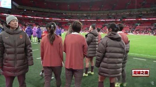 关于这场比赛，她们第一次，面对镜头说出内心最真实的感受。跨越温差比：一场0-8的