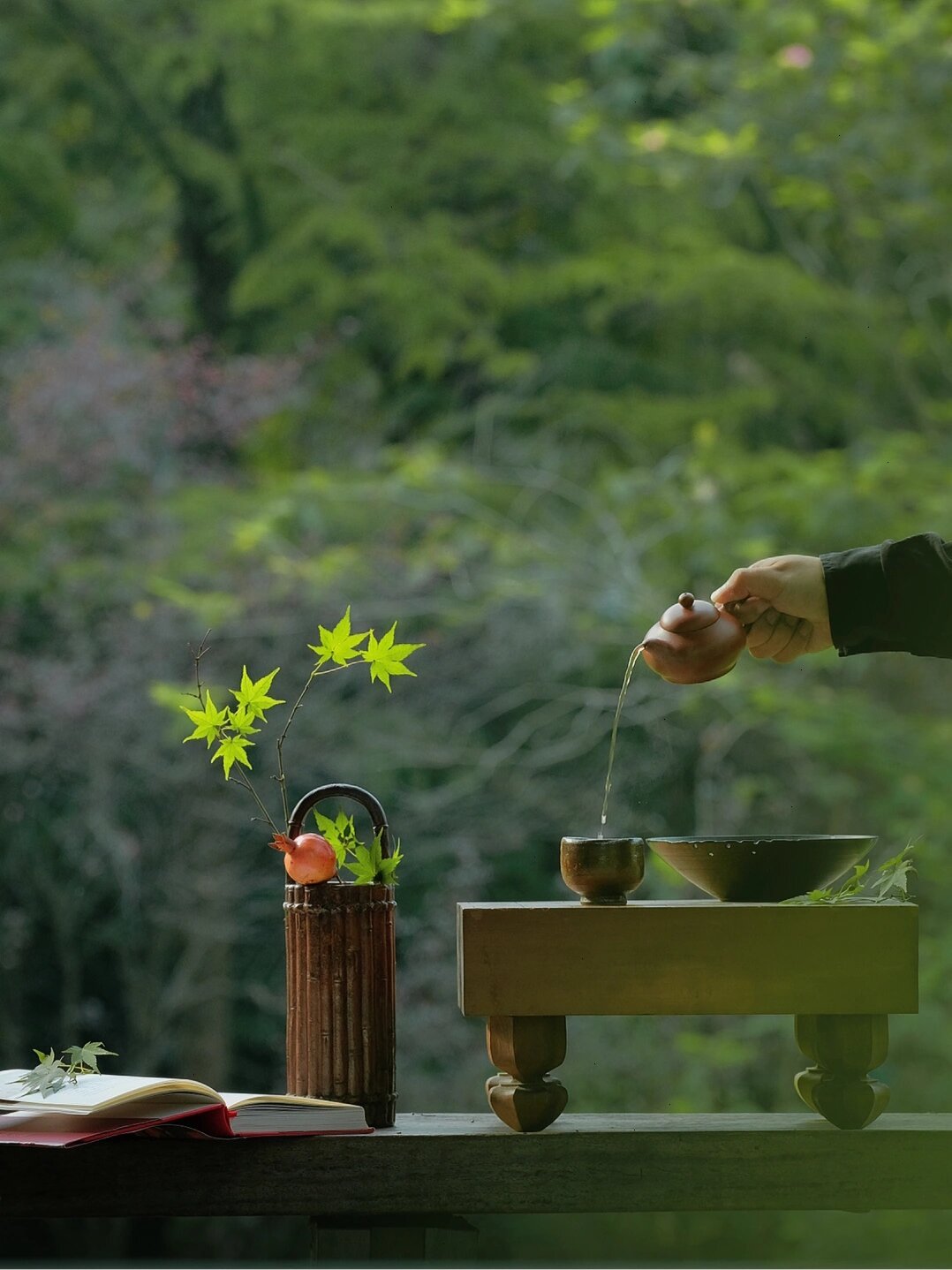 “允许优秀和平庸，允许出错和休息，生活应该是自己的感受，而不是别人的看法。” ​