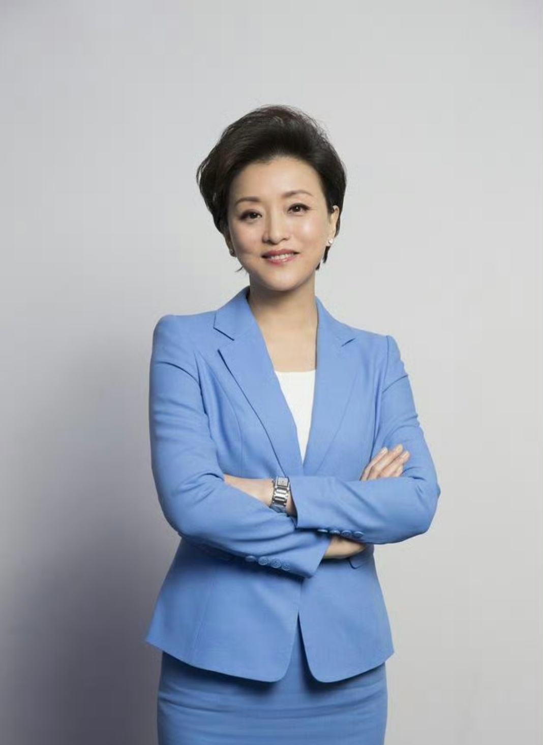 杨澜说勇气是攒出来的足球是天水孩子最纯粹的热爱凝视天水少年驰骋绿茵的身影，深深体