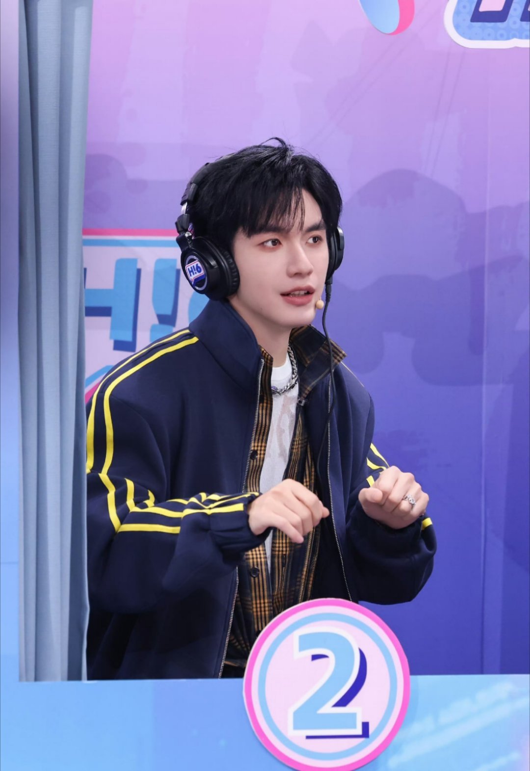 张颜齐是真的帅，咱的专辑可以加快进度吗，真的想念舞台了巡演