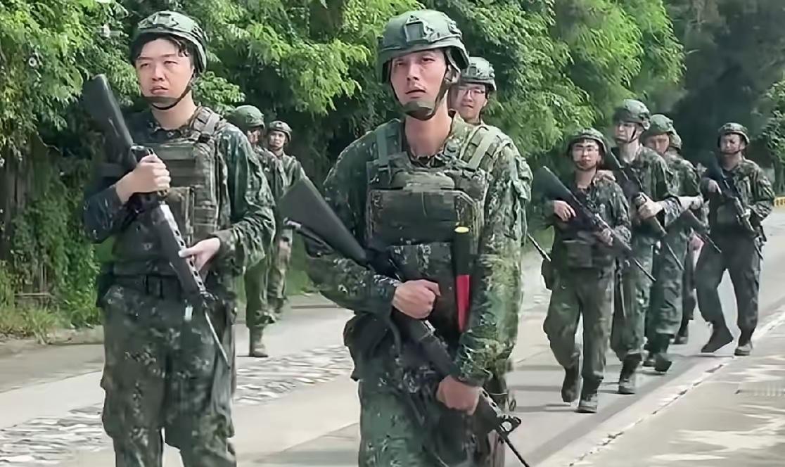 “台独”武装的“汉光42号”演习还在进行中，先不说“台独”武装的武器装备如何，看