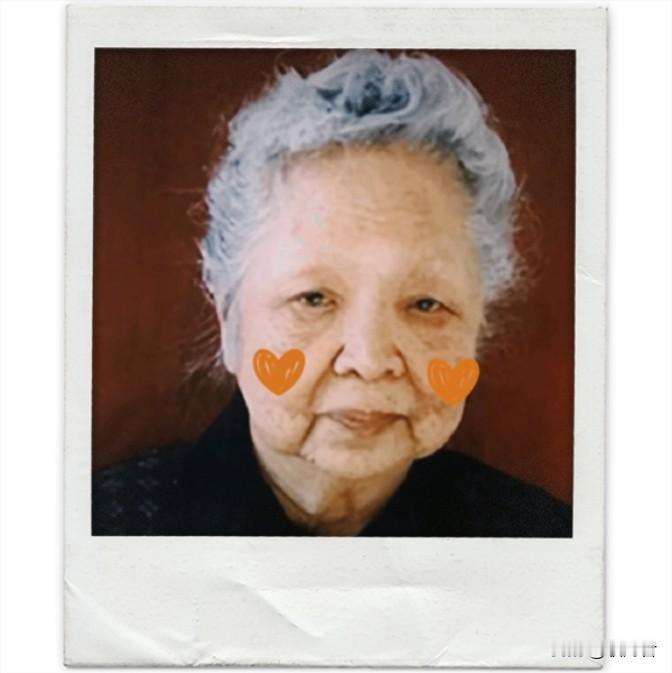 快讯！
​​美国海关突然宣布了，
在1957年旧金山没收一名中国女性旅客携带的6