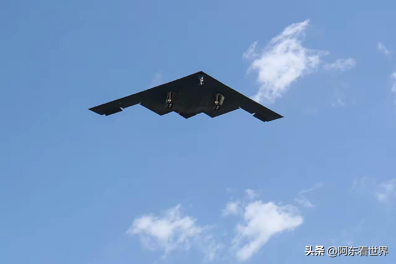 美军三箭齐发，伊朗以劳待逸，第82空降师出动，18小时全球抵达。3月24日，多家