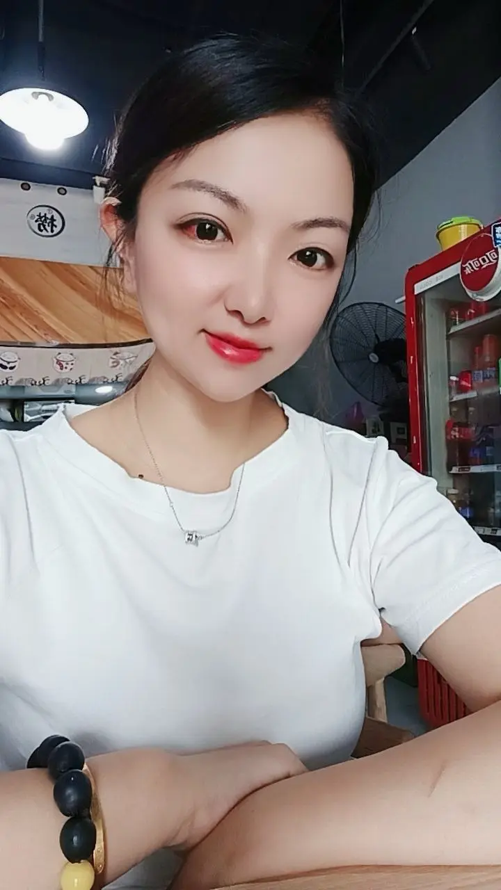 赴一场星爷的约，一代人的青春，从来都不会被辜负，支持星爷的《功夫女足》...