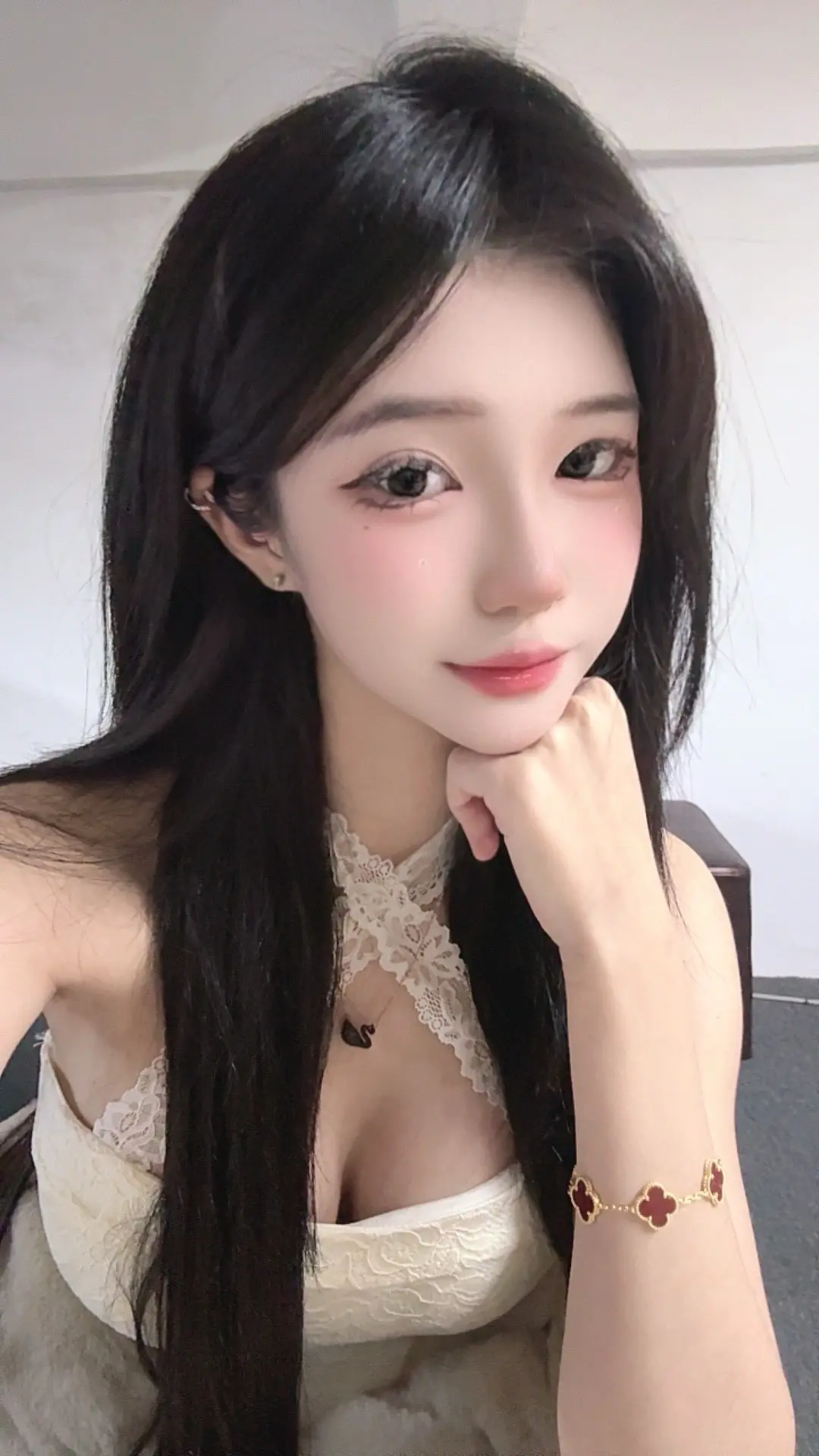 Hey boy~