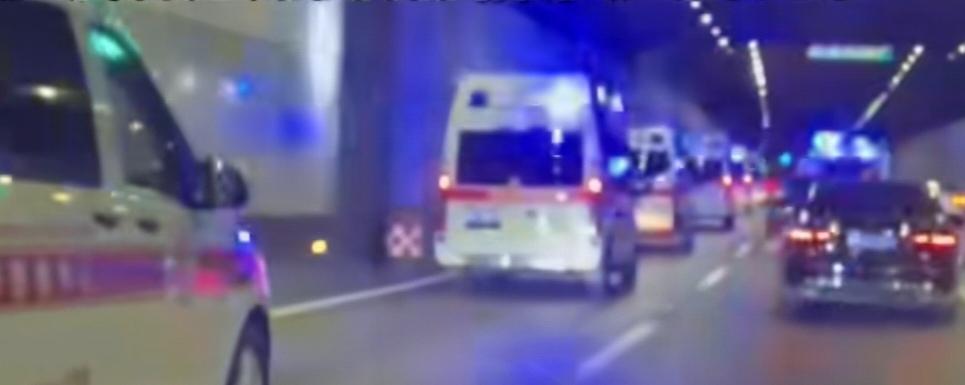 2025年11月17日，在德国杜塞尔多夫国际医疗器械设备展期间，上百名中方参展人