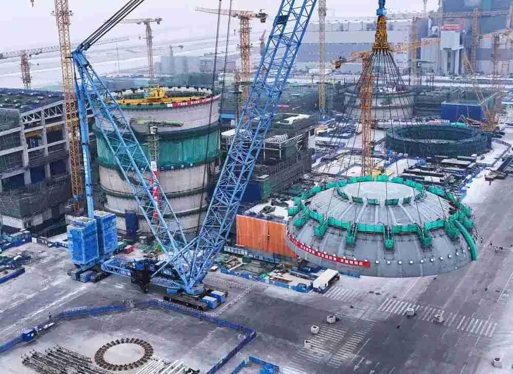 我的今日状态：💪🏻充满干劲
我这里的天气：☀️晴天，微风，但气温不高，核电站