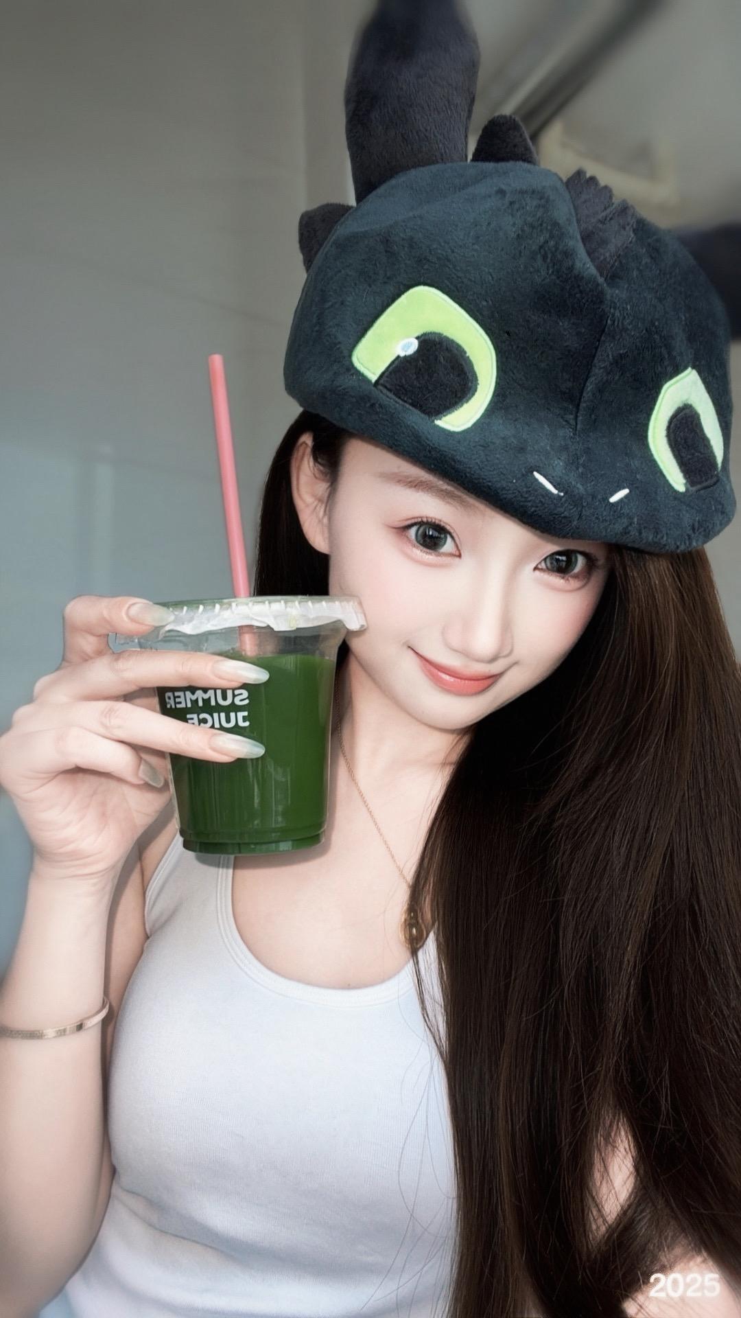 我想霍饮料🥤就霍饮料。