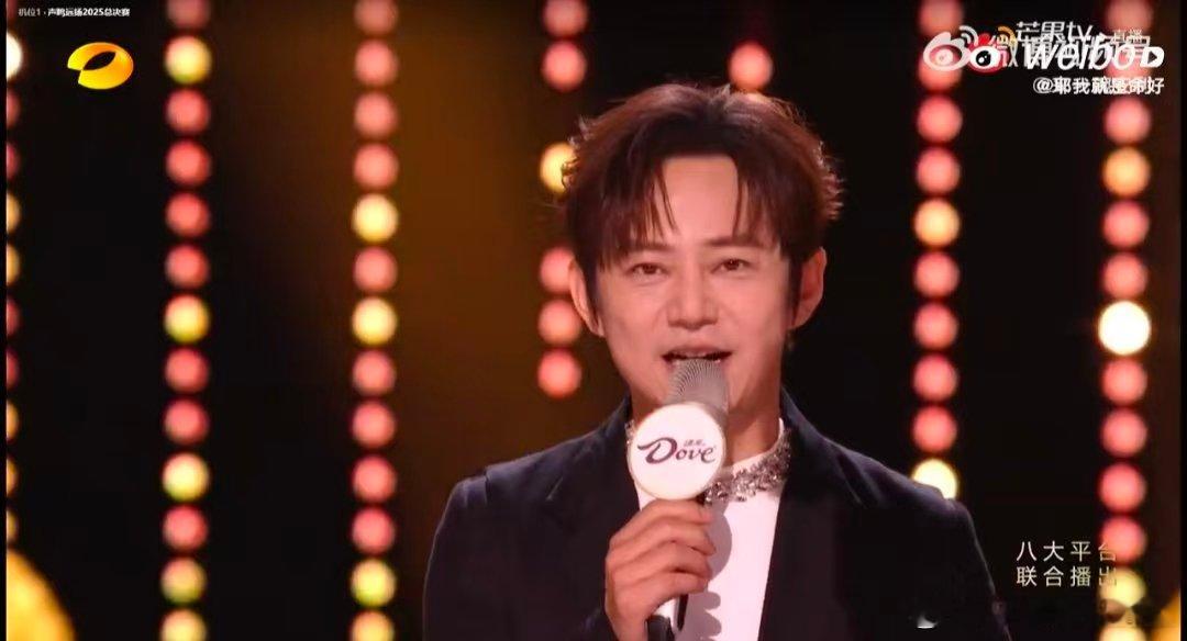 何炅 终于要结束了声鸣远扬总决赛 声鸣远扬声鸣远扬直播每周日的快乐是何老师给的，