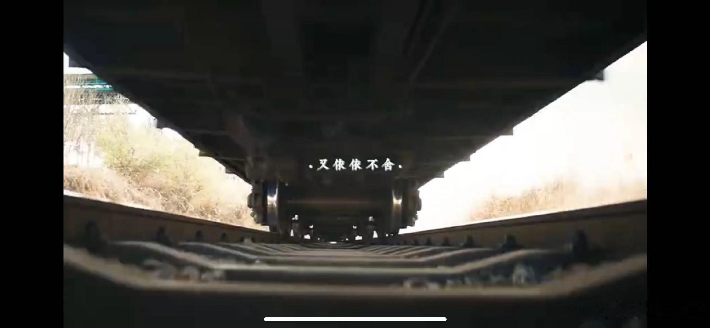 #浴火之路 我用什么把你留住#《浴火之路》中，孩子被拐，父母心碎成河，他们用尽全