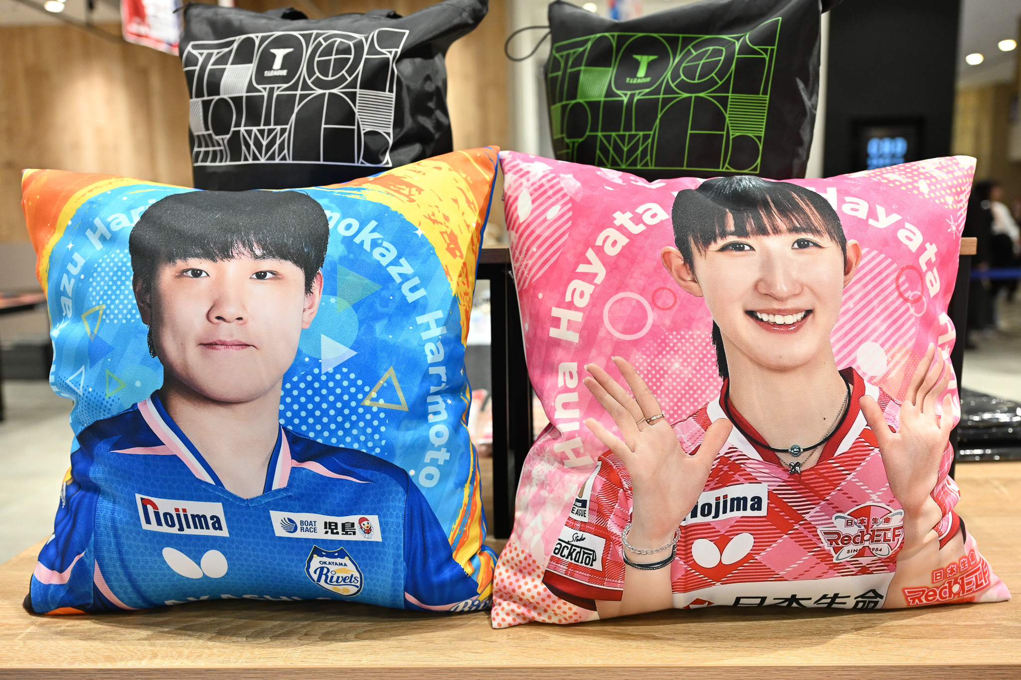 张本智和张本智和t联赛 新商品信息📢从明天21日起，将推出张本智和的抱枕！要不