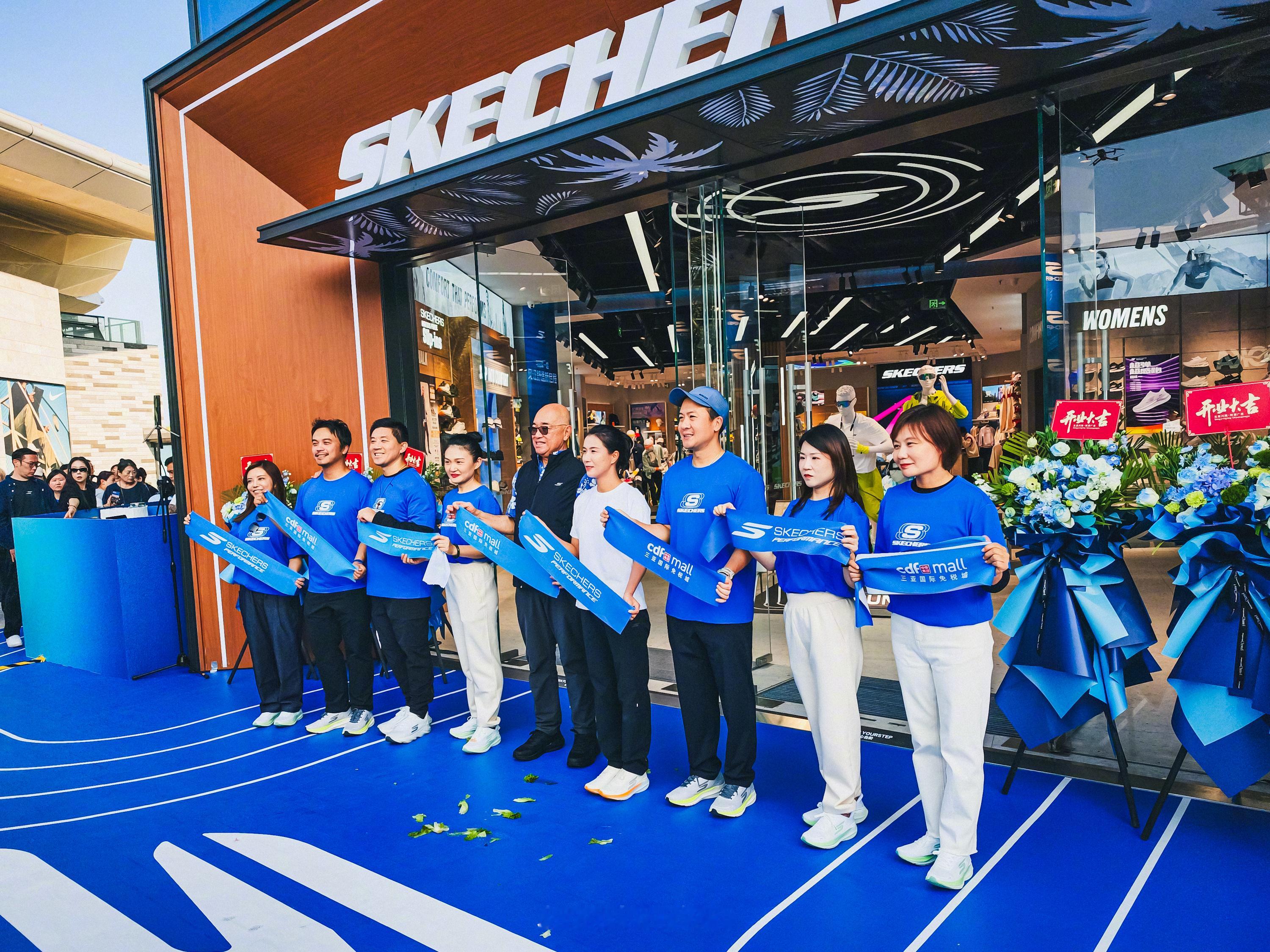 SKECHERS斯凯奇亚洲首家「World of Sport」专业运动品类店在三