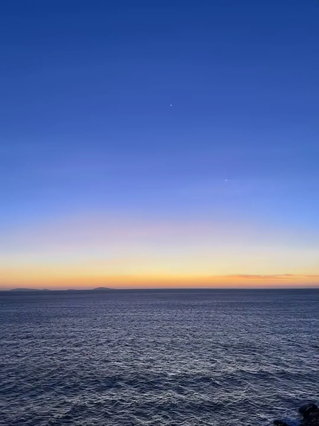 晚霞和大海真的配！🌊🌅