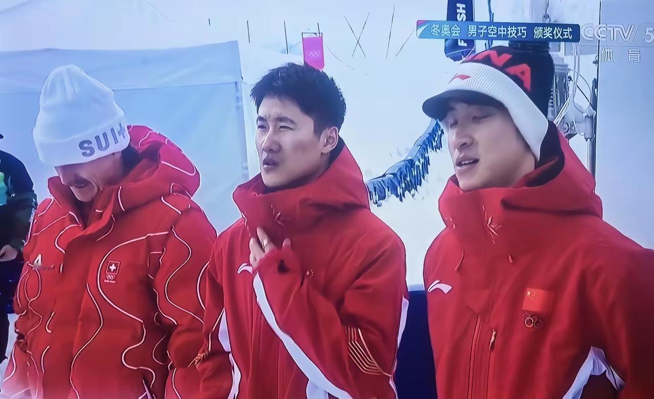 徐梦桃的奇迹还在继续，自己的5次参加冬奥会，本次又卫冕冠军，就是第一次有人蝉联冠