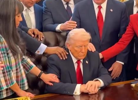 看到有一个帖子说美国和以色列卑鄙无耻！有什么事儿冲着老百姓来！炸领导算是什么英雄