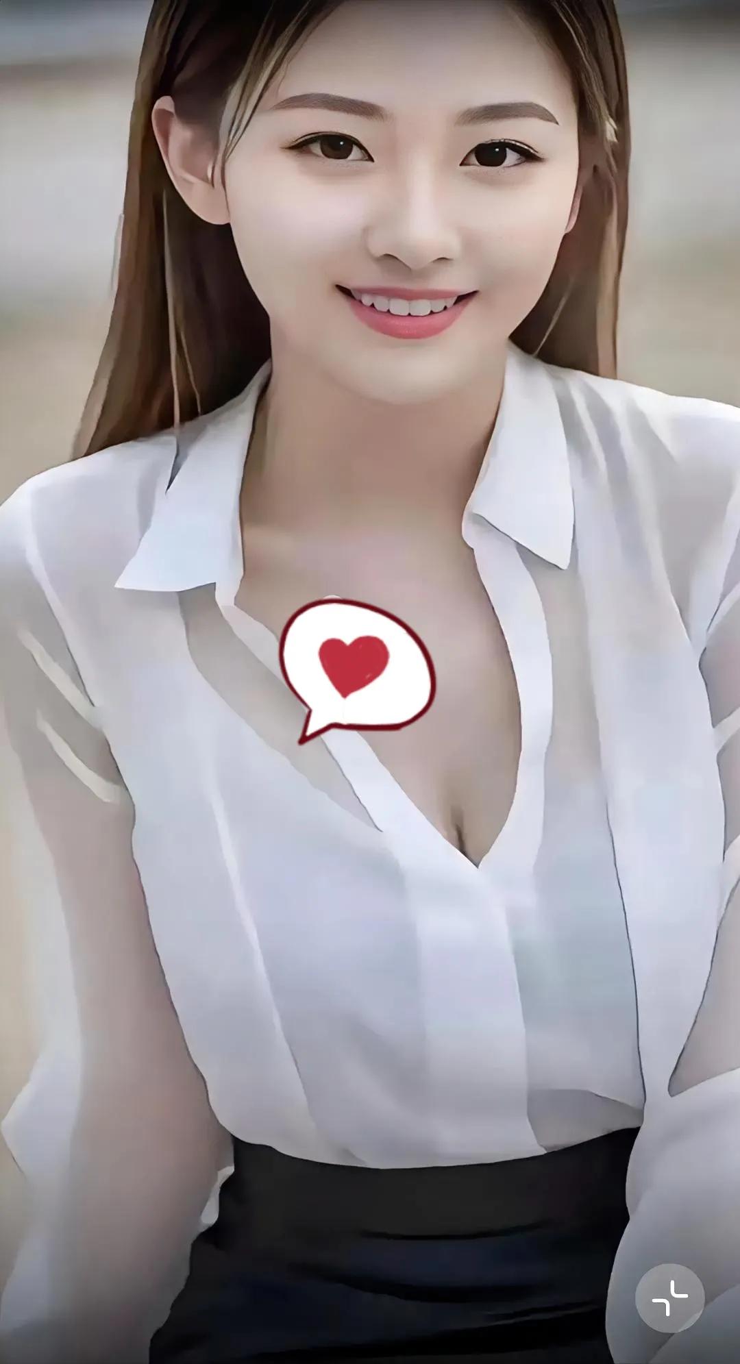 性感女神，气质迷人。#迷人女神魅力放# #深情美女分享# #特别迷人的美女#