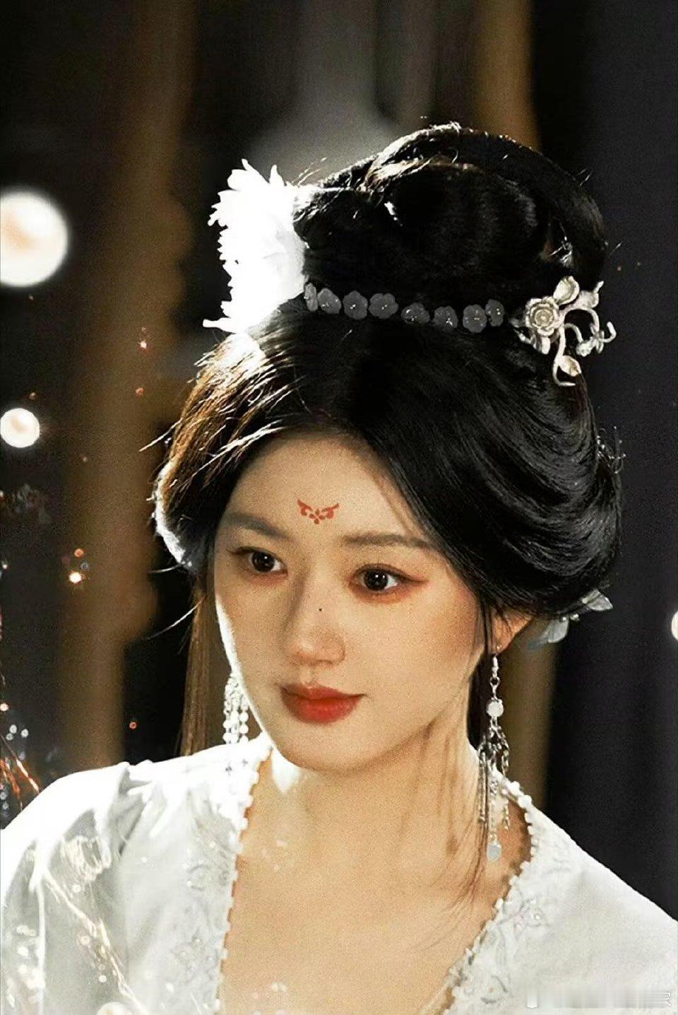 赵露思、刘宇宁主演的《珠帘玉幕》开播一周年啦，端午和燕子京一定很幸福 ​​​