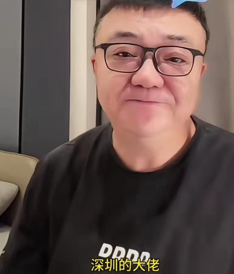 这信息量太大
董路说以后不为钱发愁了
董路直播说，一位深圳的大佬素不相识
一顿夜