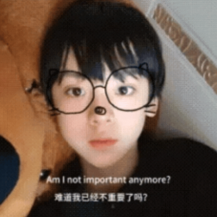 这表情包好萌😋加点zuo料