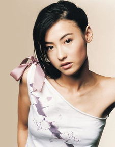 张柏芝出庭 神图为什么这么多人讨厌张柏芝？因为她真的太装了～在法庭上不讲道理，就