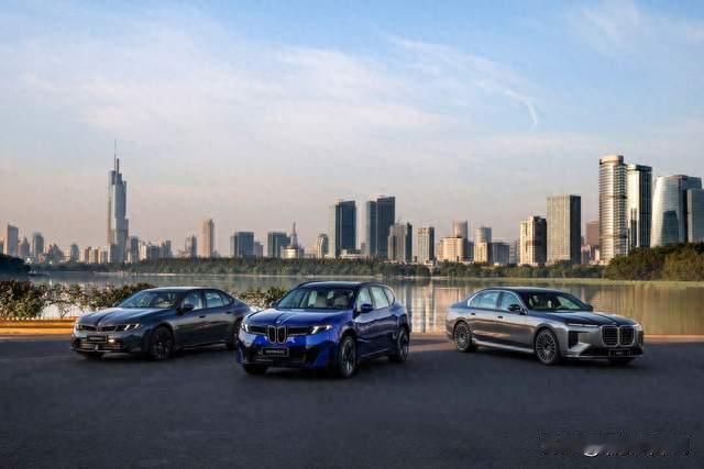 第一梯队能力，独具“宝马味儿”体验 BMW智能驾驶辅助全国首试