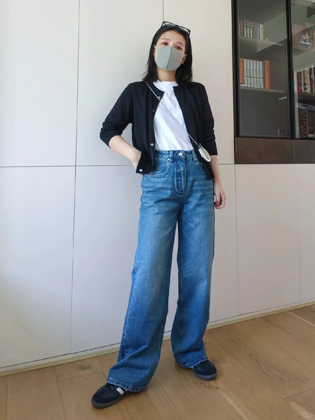 周一极简通勤 | 穿对牛仔裤，秒变大长腿