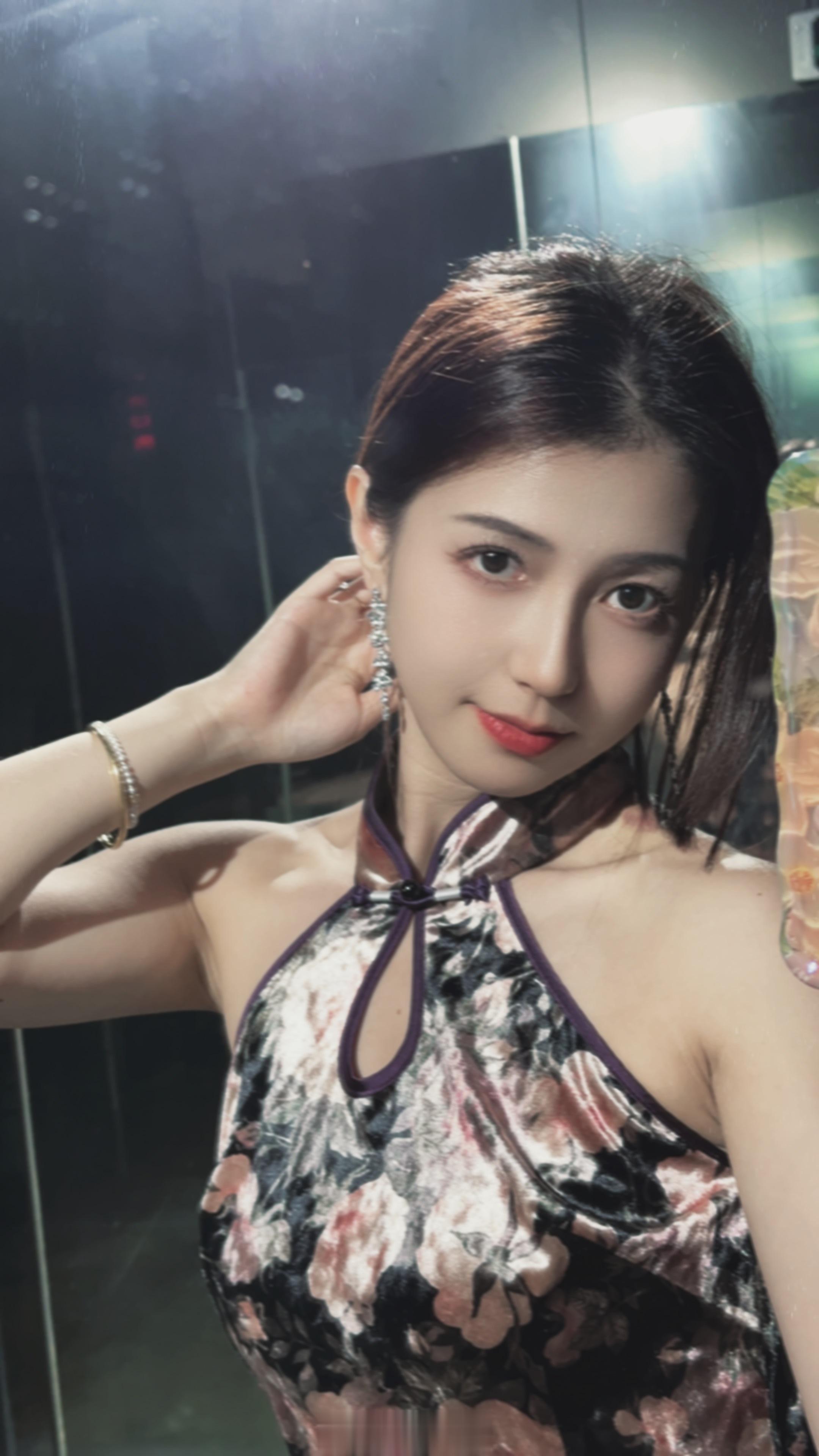 Wu～绝美旗袍[舔屏]  ​​​