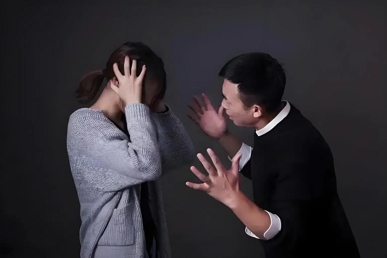 上海，一男子和妻子闪婚，第2年生下儿子，可他却突然发现“完美妻子”的一个秘密，而