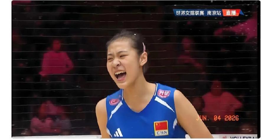 北京时间6月3日，东方大国女排在2026世界女排联赛南京站首场比赛中以0-3不敌