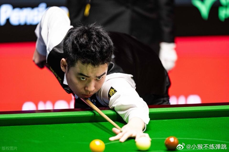 斯佳辉2比6罗伯逊无缘8强 斯诺克中国公开赛第二轮，斯佳辉2-6不敌尼尔•罗伯逊