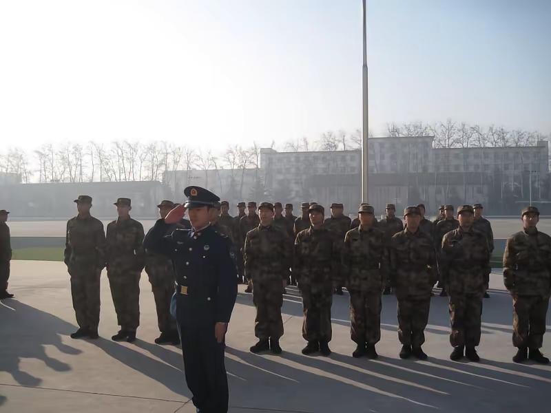 11月25号，一个刻在心里的日子。退伍第12年，敬曾经，敬自己，敬战友。已退役