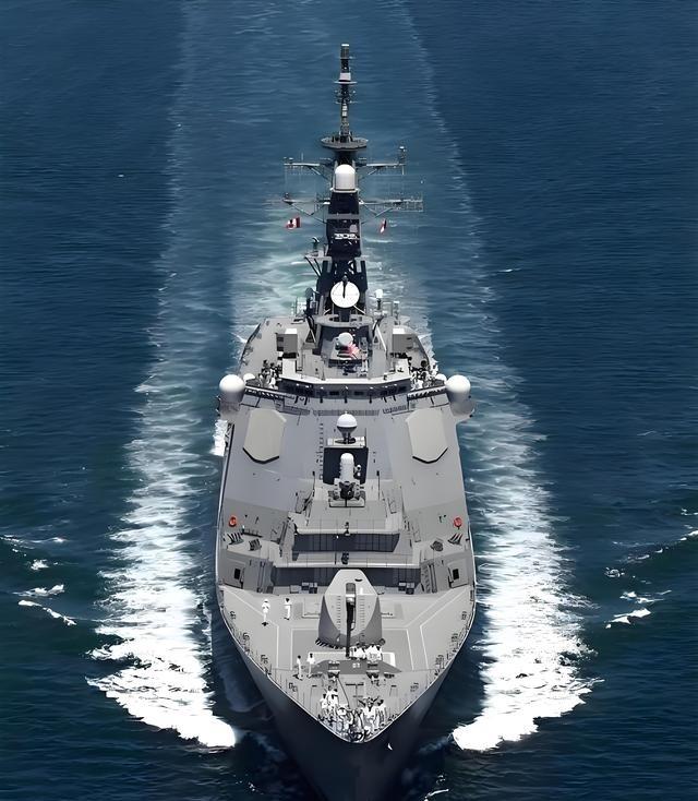 美国向日本提出一项要求，让高市进退两难!美国总统特朗普，公开向高市早苗喊话，要求