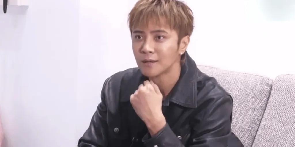 近日，男星罗志祥自曝已写好遗嘱，同时透露自己患上微笑忧郁症，因药物导致言语与反应