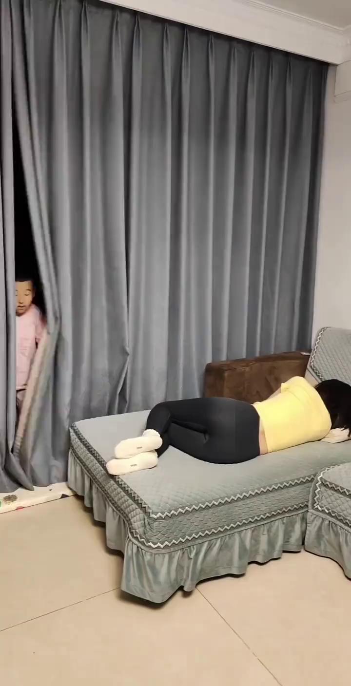 哈哈哈哈哈哈，哎呦我的妈，哈哈哈。