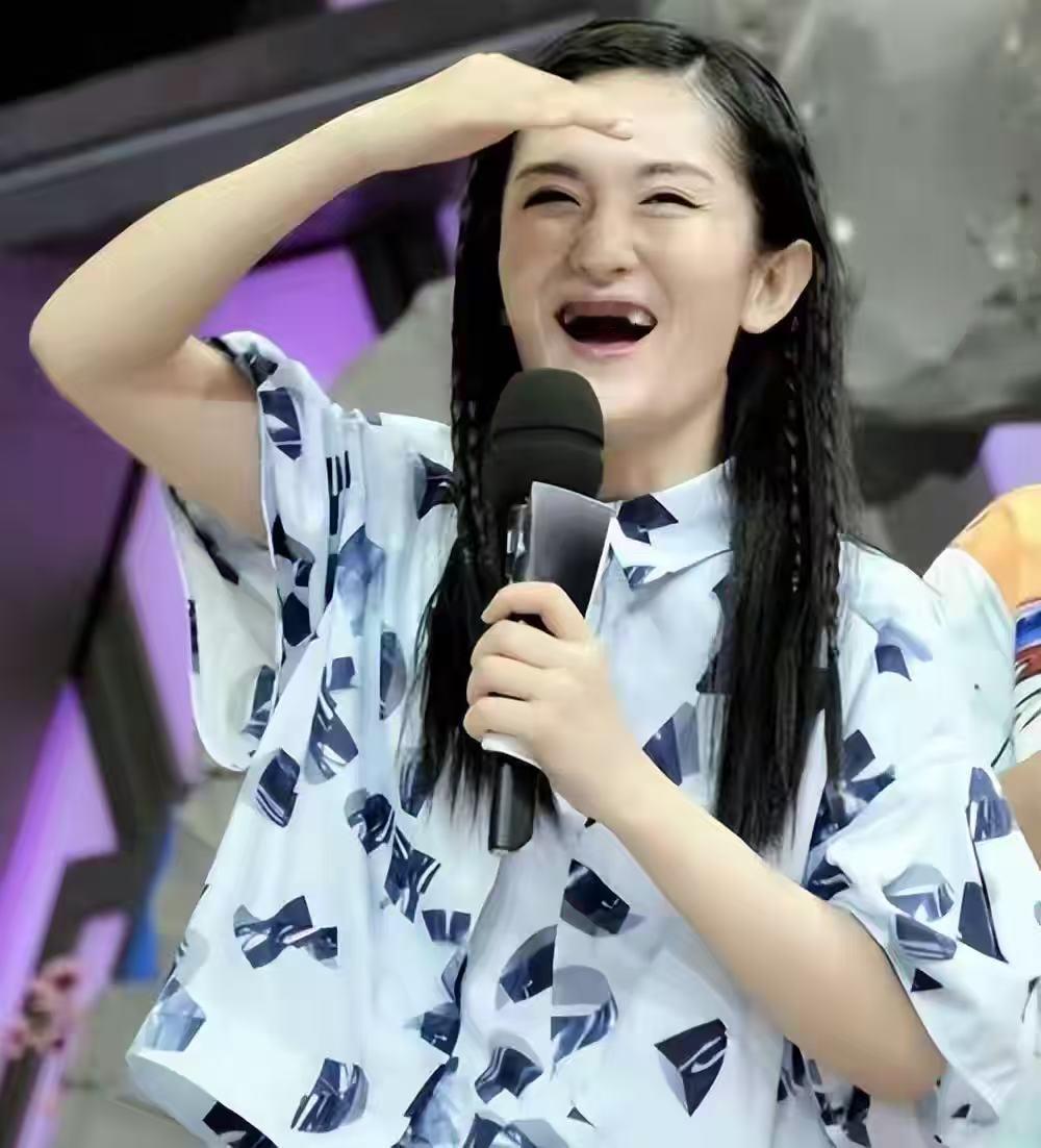 谢娜，没被低谷困住的“太阳女神”
一旦提起谢娜，谁的第一反应不是“娜言娜语”？之