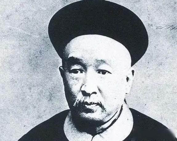 1892年，盛宣怀与妻子庄氏缠绵过后悄悄进了书房，待到大半夜也没出来。深夜时庄氏