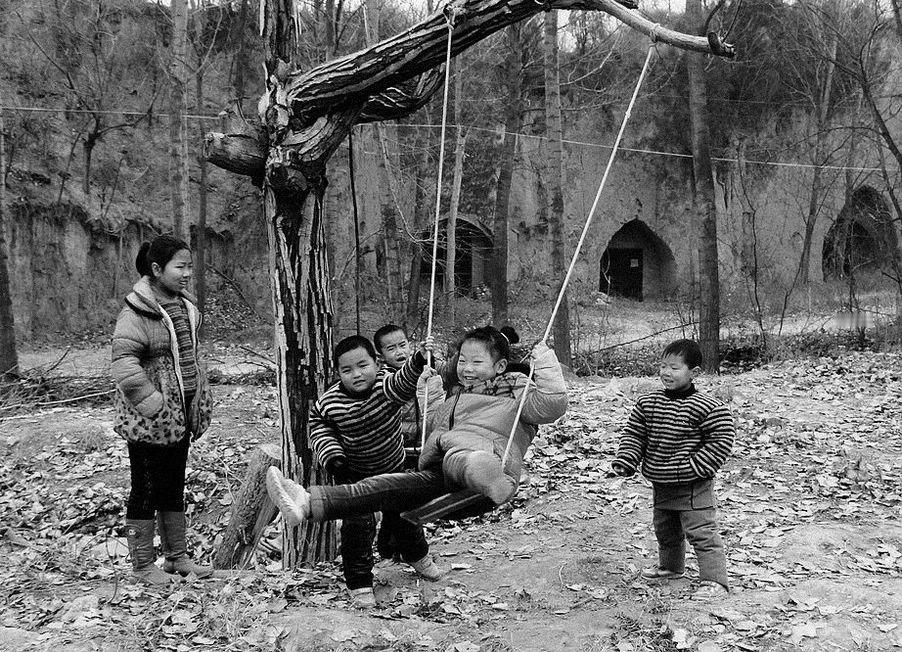 美记者：在中国农村，我看到了刘震憾的一幕

这是一幕让我久久难以忘怀的场景，也让