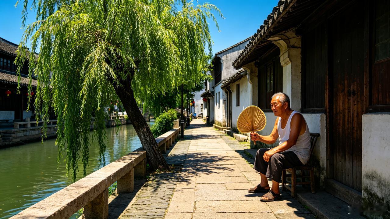 江南七月上旬迎来出梅，四类气候变化要提前做好应对
 
江南六月长期被阴雨笼罩，持