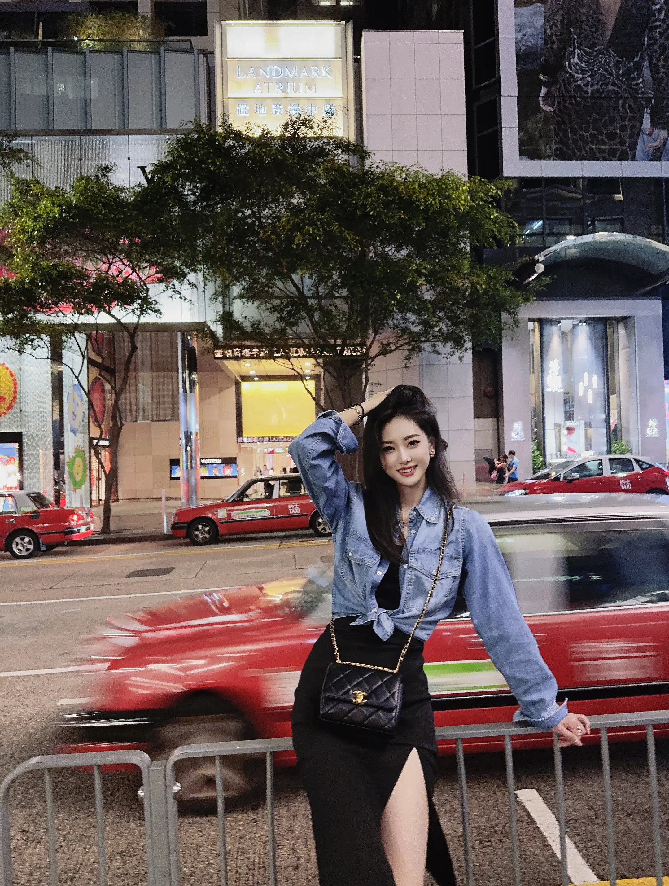 “要勇敢 要漂亮 要善良 最重要是要开心”