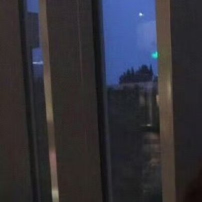阿巴阿巴[超话]  快乐像涟漪⼀样在⼼中轻轻荡漾，开怀⼤笑，喜地欢天，嬉⽪笑脸。