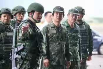 以刑律堵人心，不过是“台独”的困兽之斗
 
赖清德急推“修法”，将台军“投降”最