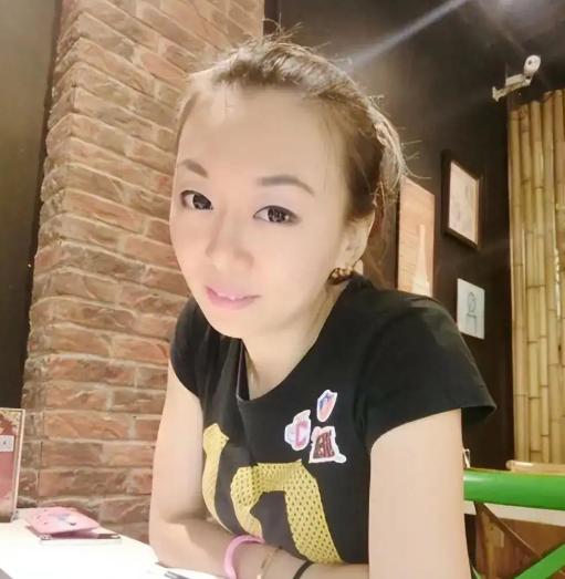 2013年，长期被疾病困扰的女排名将陈招娣，身体状况已经到了最后阶段。在生命最后