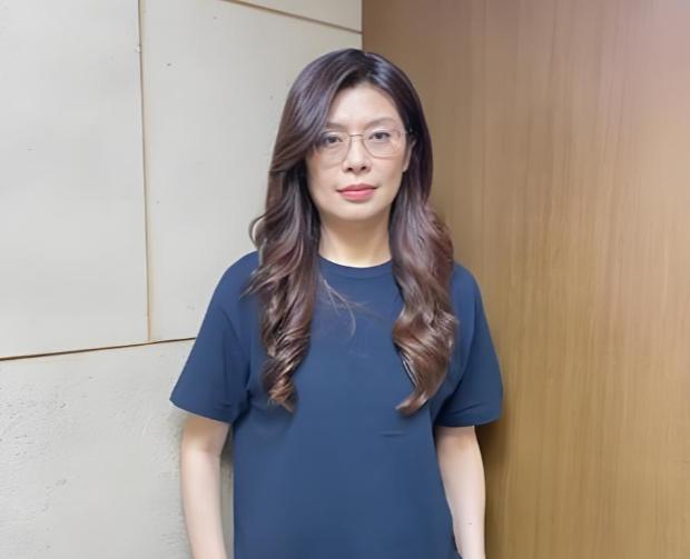 国台办选择冷处理郑丽文事件，核心原因在于其言行严重背离两岸交流的真诚原则，是对 