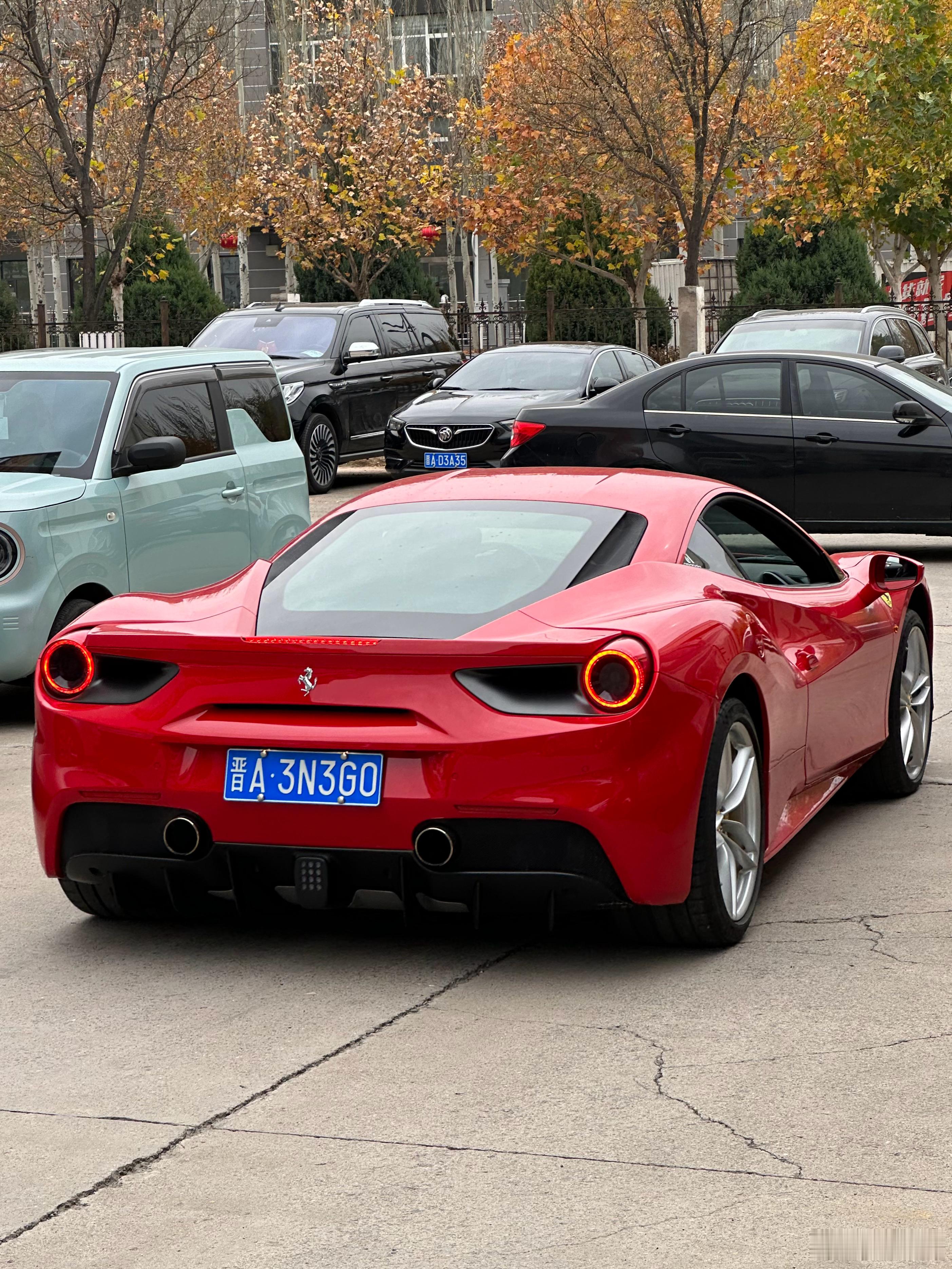 全网小公里（真实里程） 过户少的 法拉利太少了 虽然是高端车 但是电脑变速箱数据