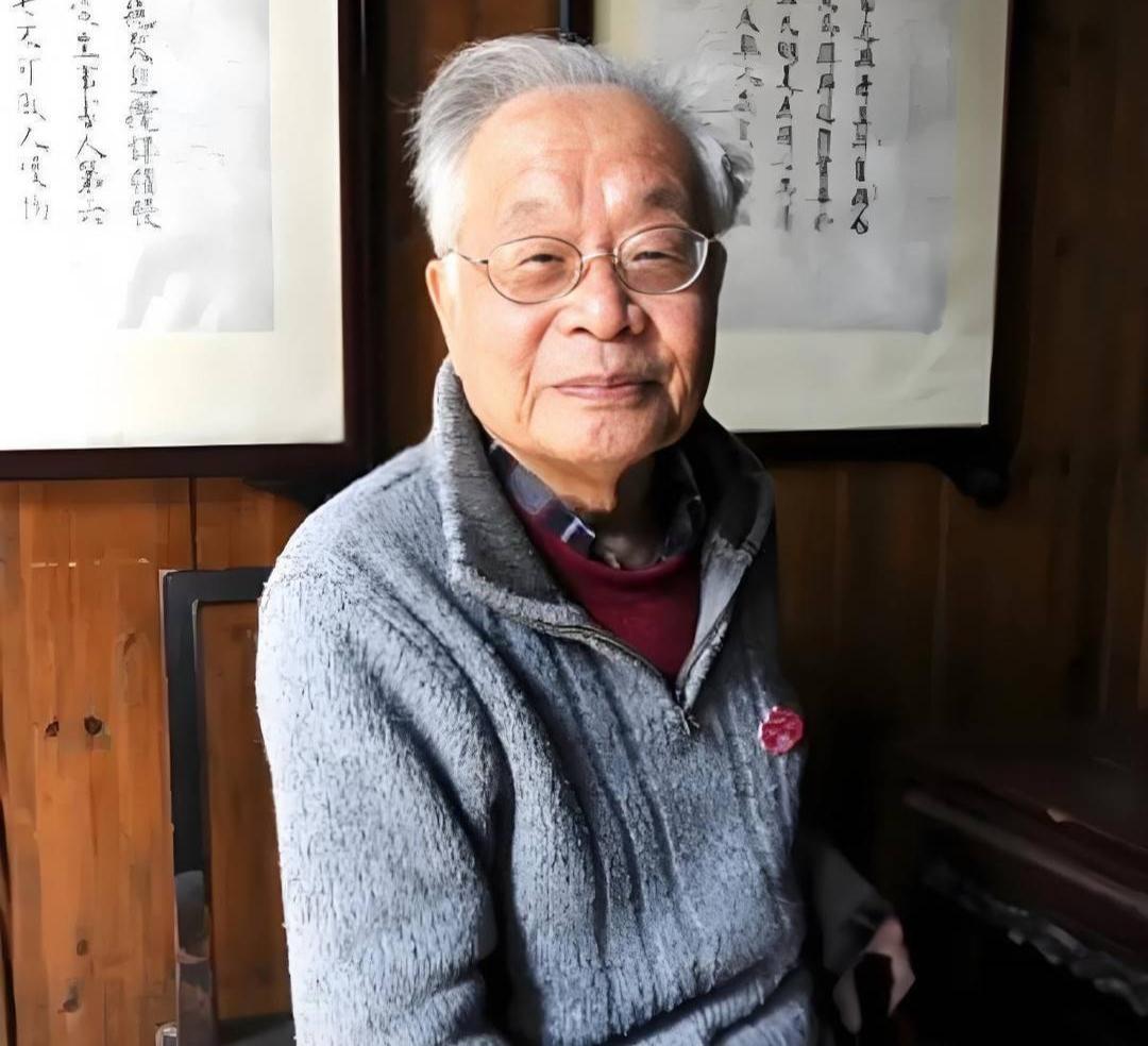 谈谈何祚庥老院士的天祖母刘太夫人。
何老院士的高祖父是何俊先生，官封一品，曾是清